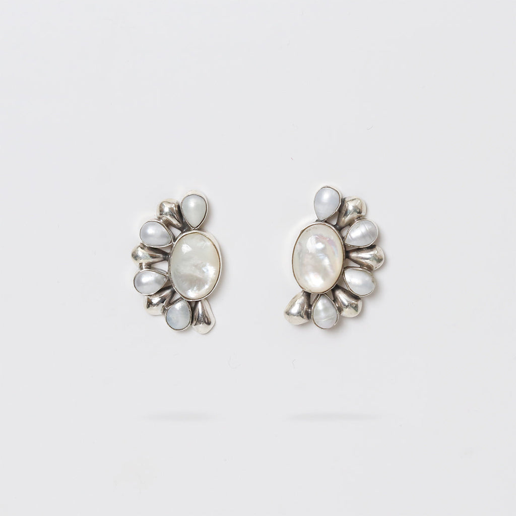 Semicircular Pearl Earrings