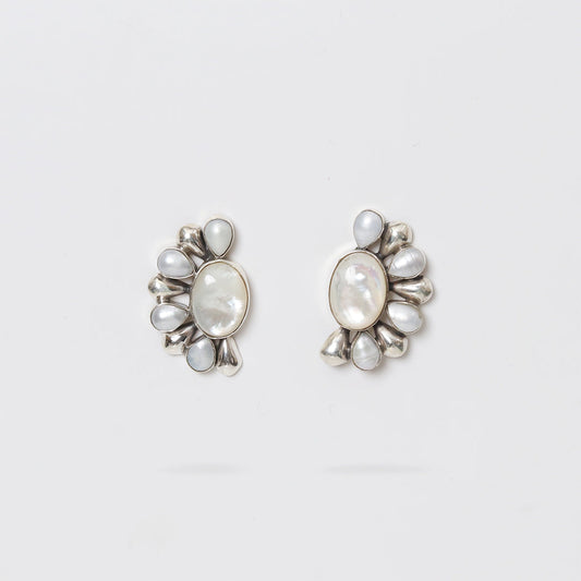 Semicircular Pearl Earrings
