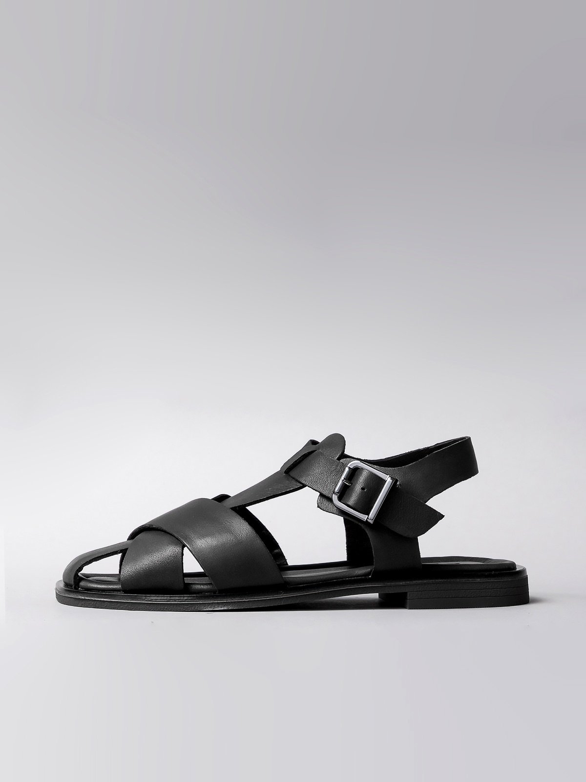 Women's leather sandals