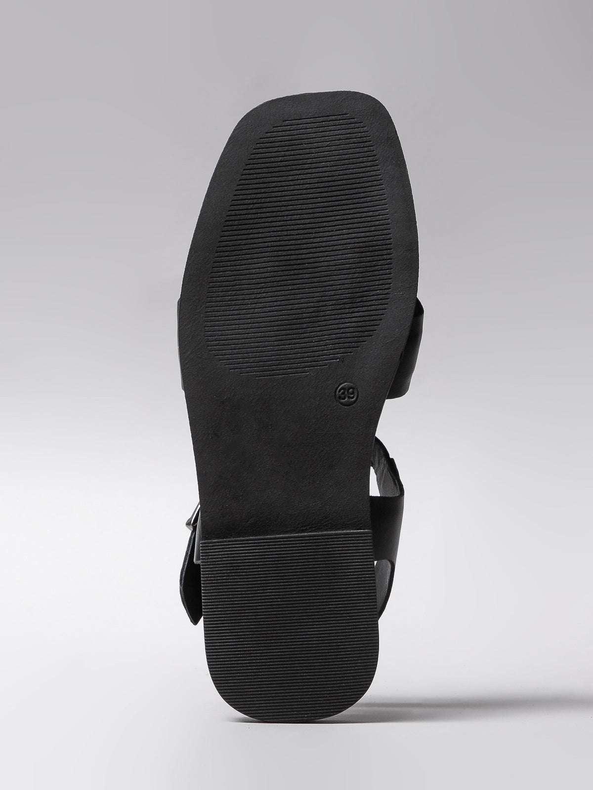 Women's leather sandals