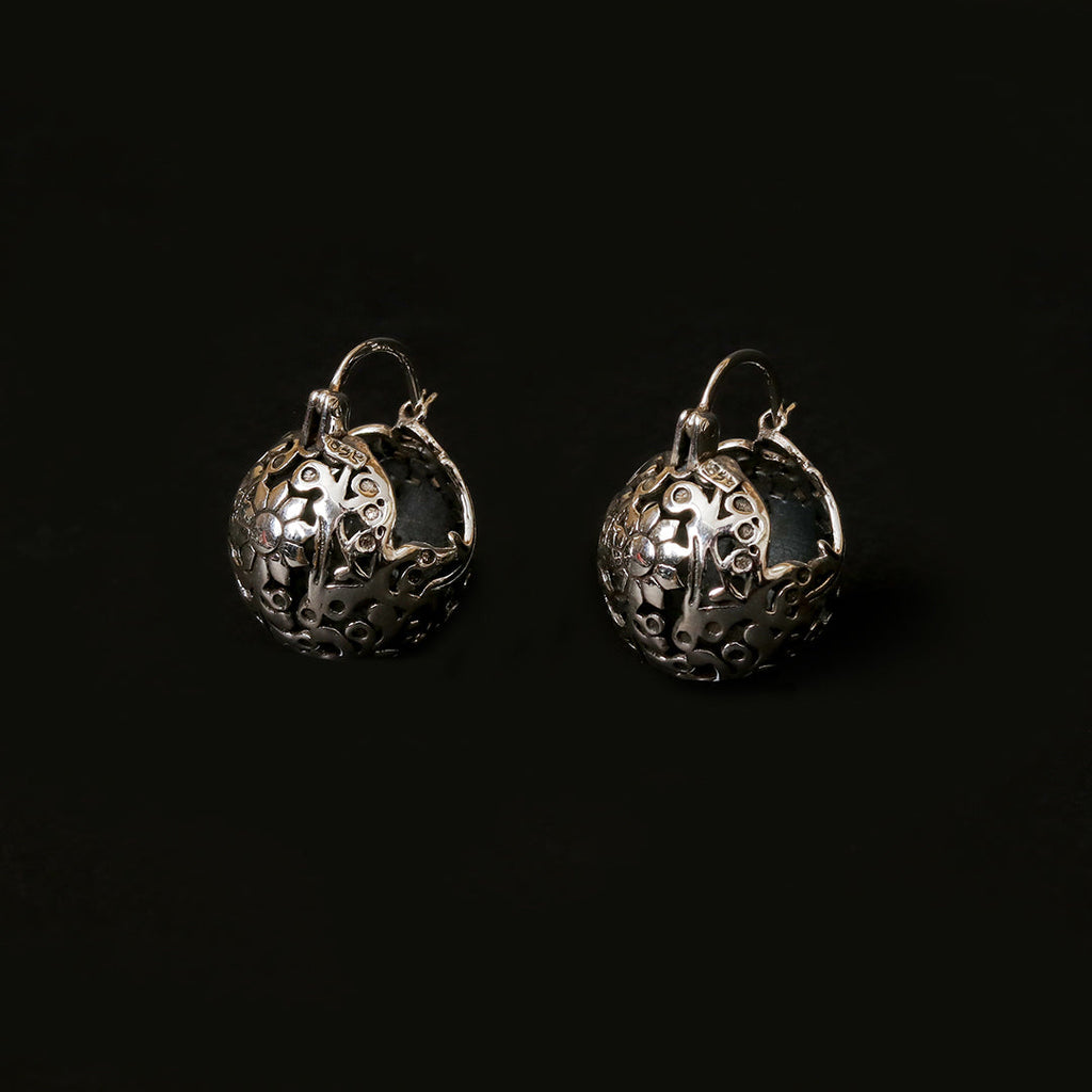 Nature-Inspired Cutwork Silver Hoop Earrings