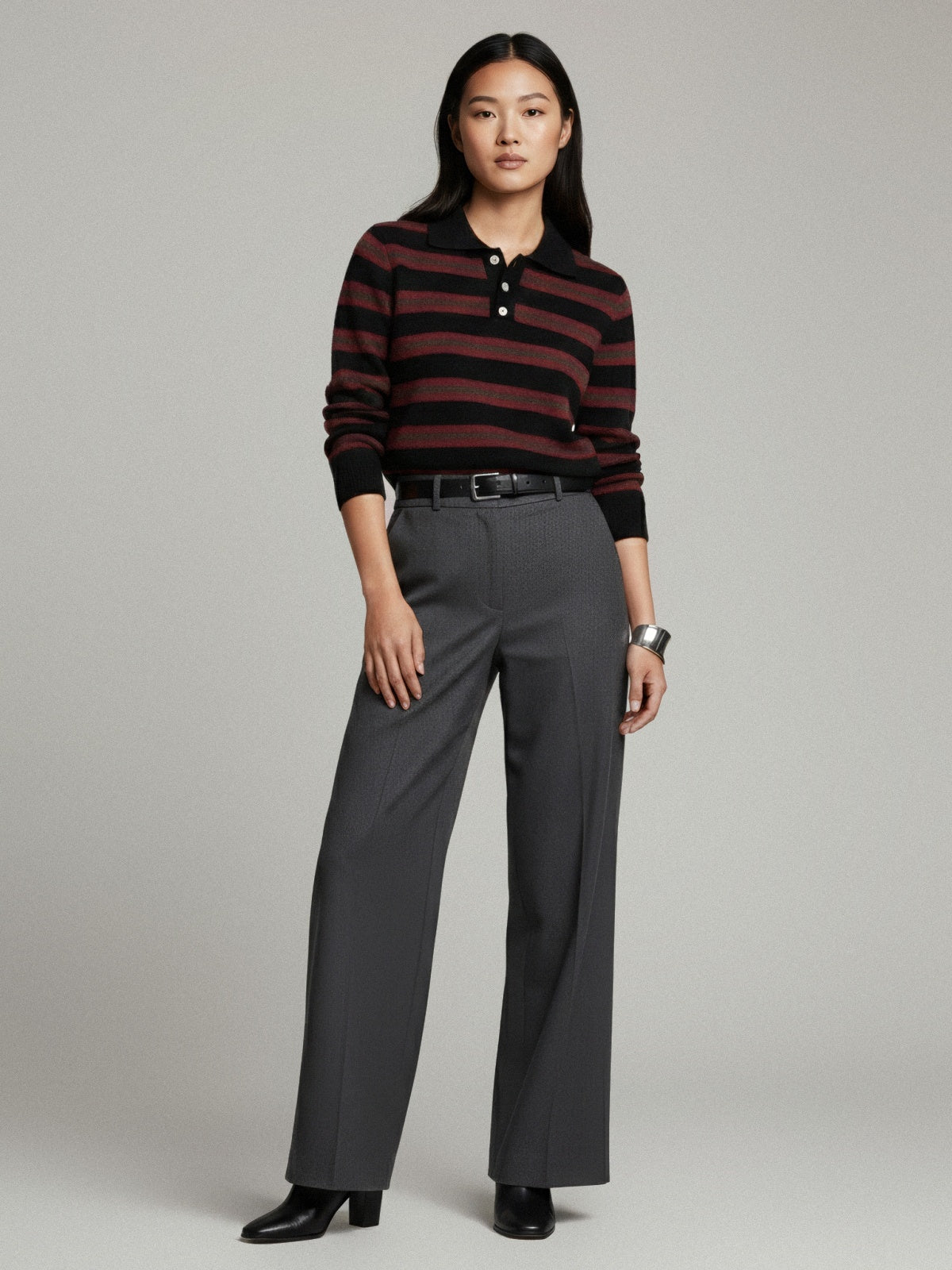 Women's sweater with wool