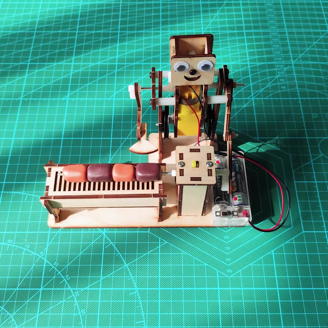 Barbecue Robot Creative Wood Board Assembly Technology Gizmo DIY Creative Science And Education Toys