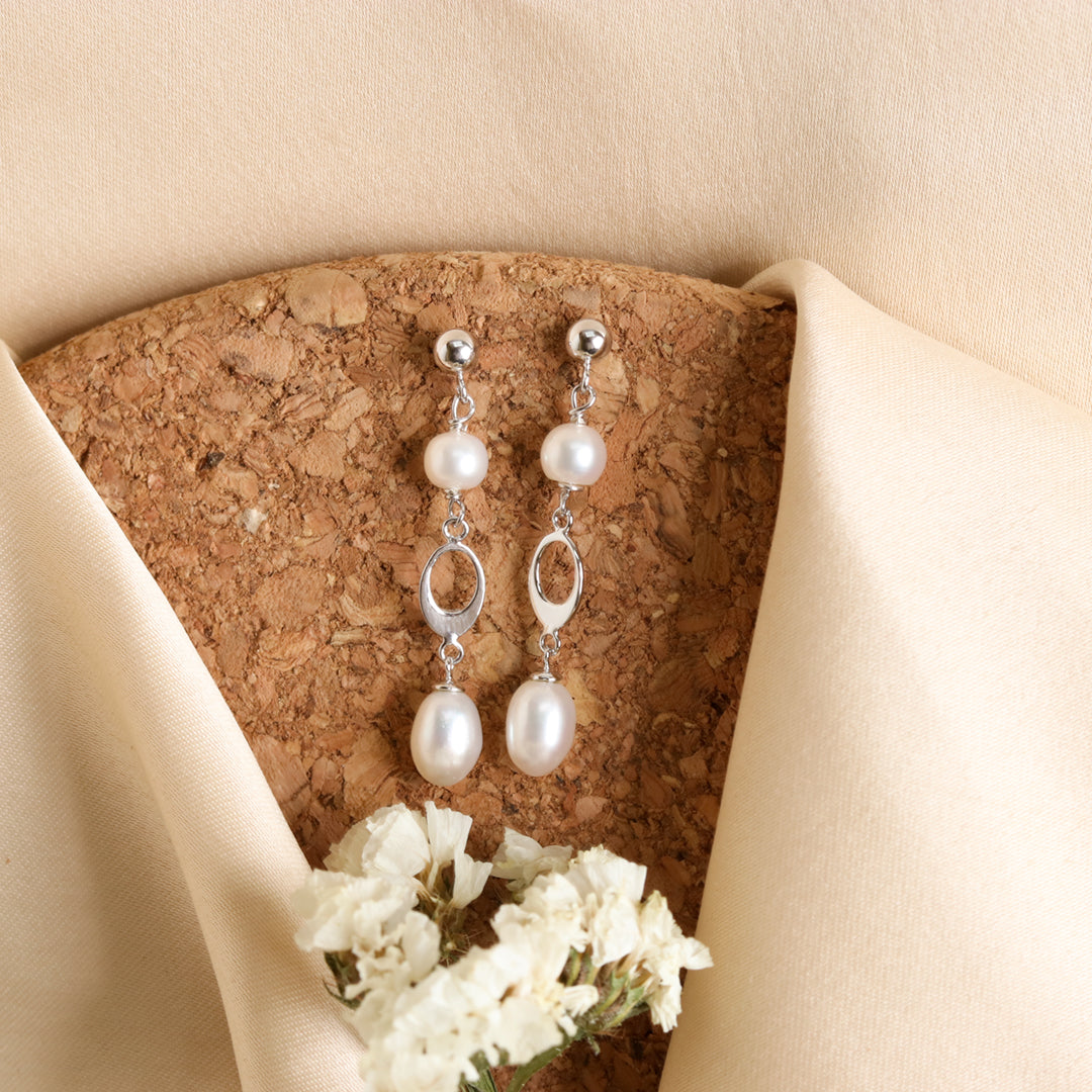 Cutwork Pearl Earrings