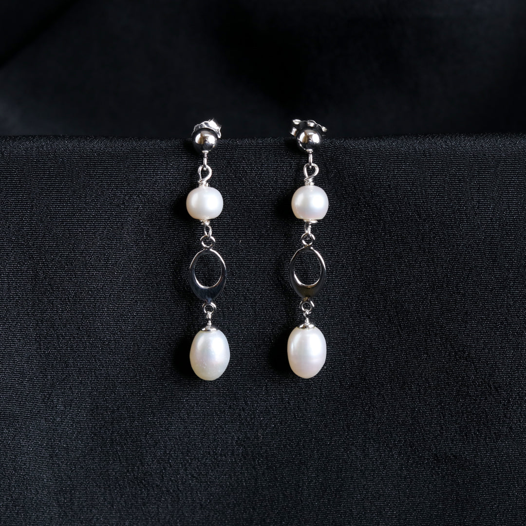 Cutwork Pearl Earrings