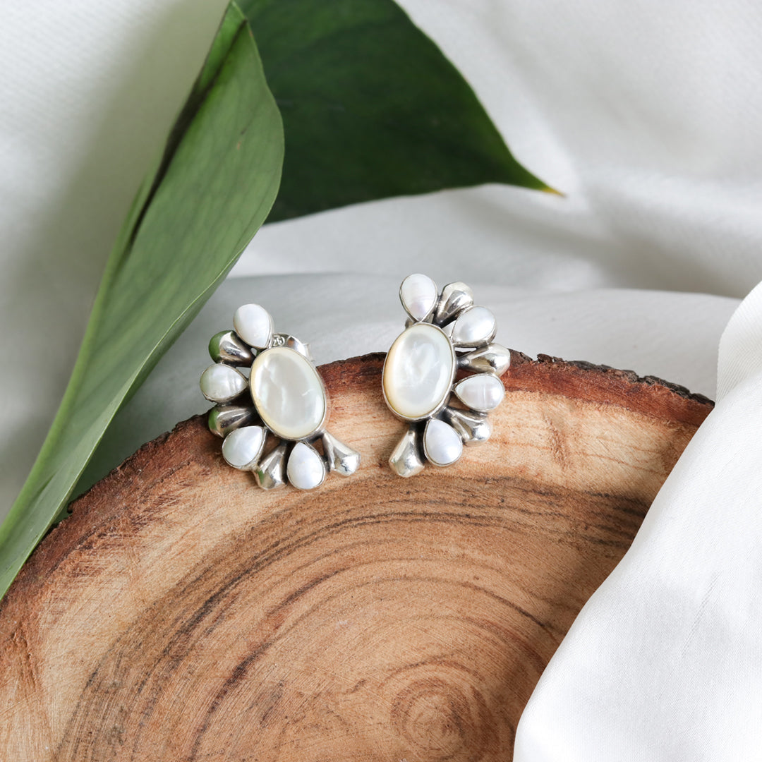 Semicircular Pearl Earrings