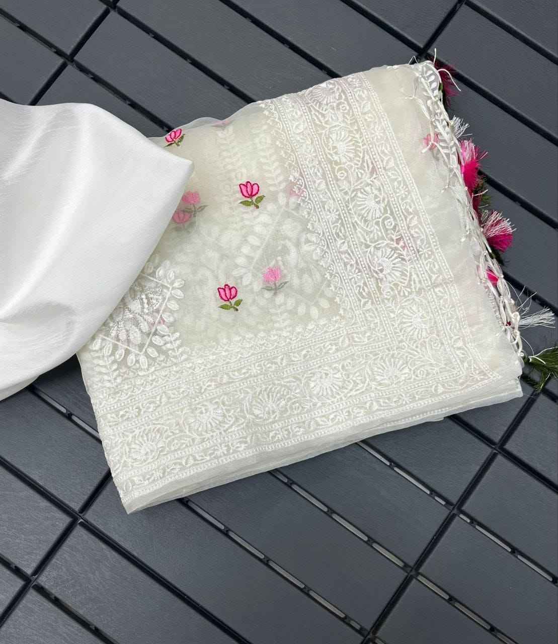 Noor-e-Kamal Lucknowi Embroidered Pure Organza Saree with Satin Silk Blouse