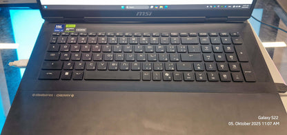 MSI Laptop Titan 18 HX AI (A2XWJG-042)
